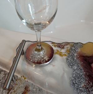New resin tray with wine 2 glass & 2 coasters